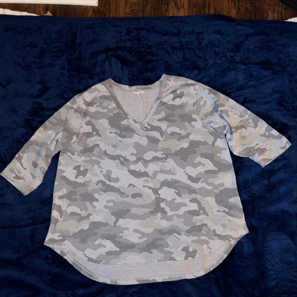 Gray Boxy Camouflage 3/4 Sleeve T-Shirt